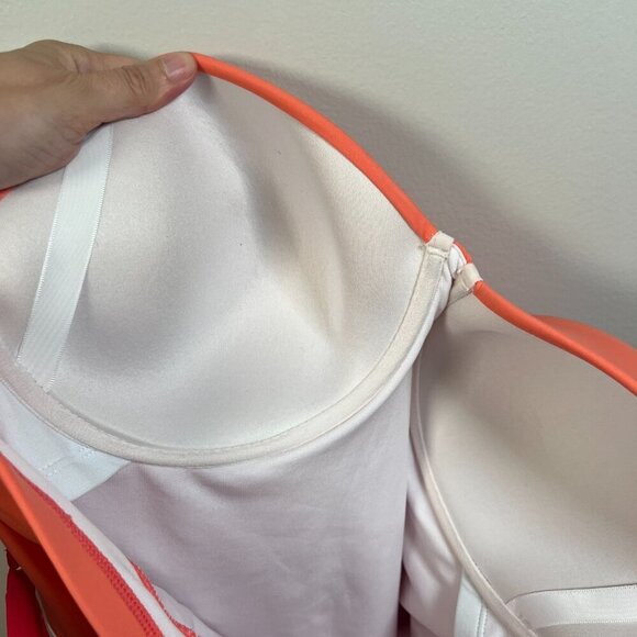 Torrid Colorblock One Piece Swimsuit Size 2X DD/F Underwire Beach Vacation - Picture 8 of 14